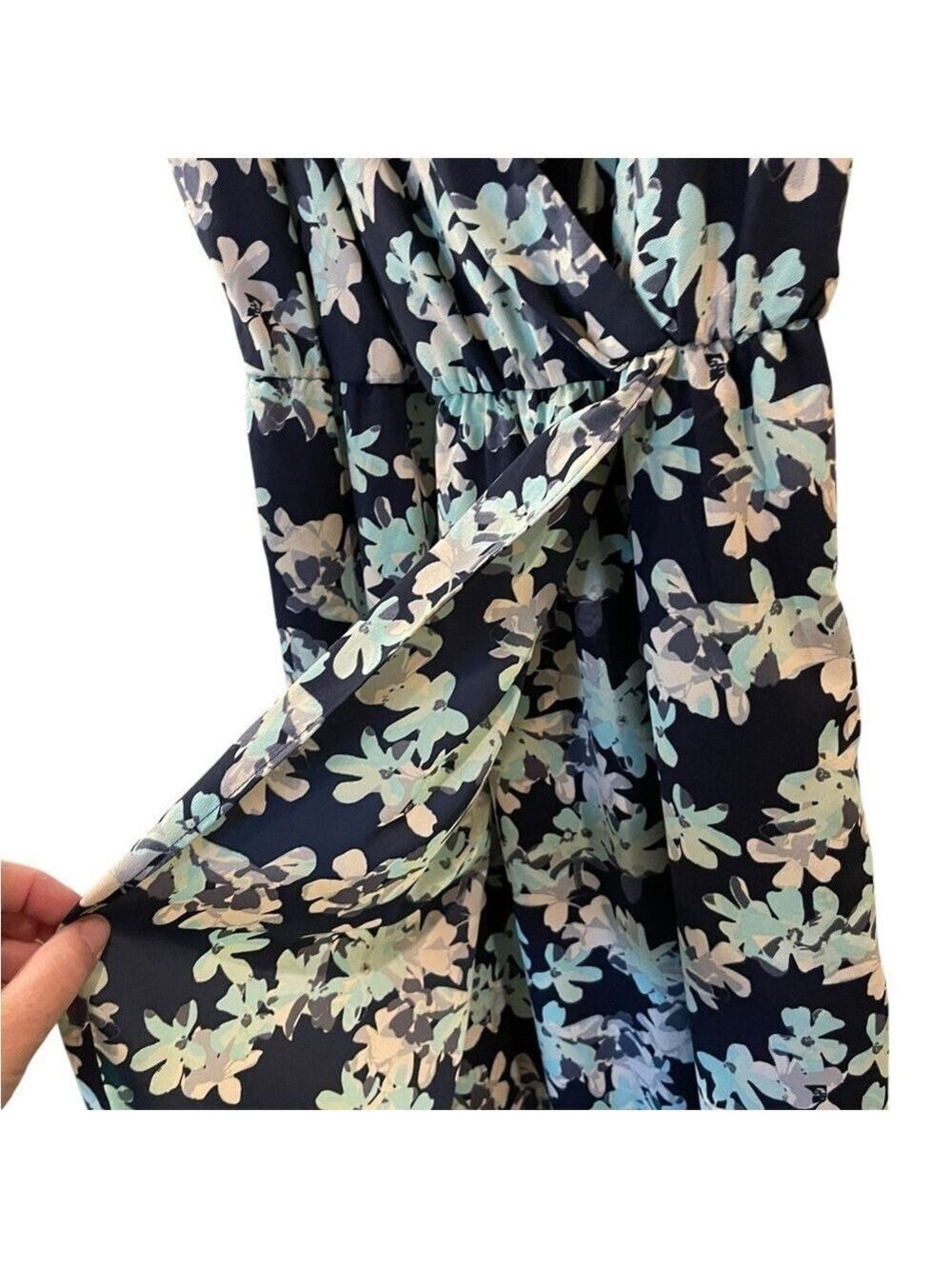 Banana Republic Faux Wrap Maxi Dress Floral Print Navy & Mint Size: 4 Petite - Picture 4 of 12